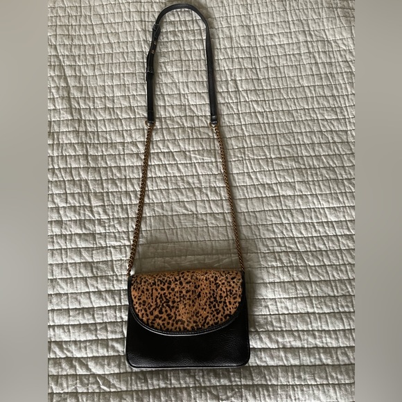 Small American Eagle Leopard Print Crossbody Bag - Picture 1 of 11